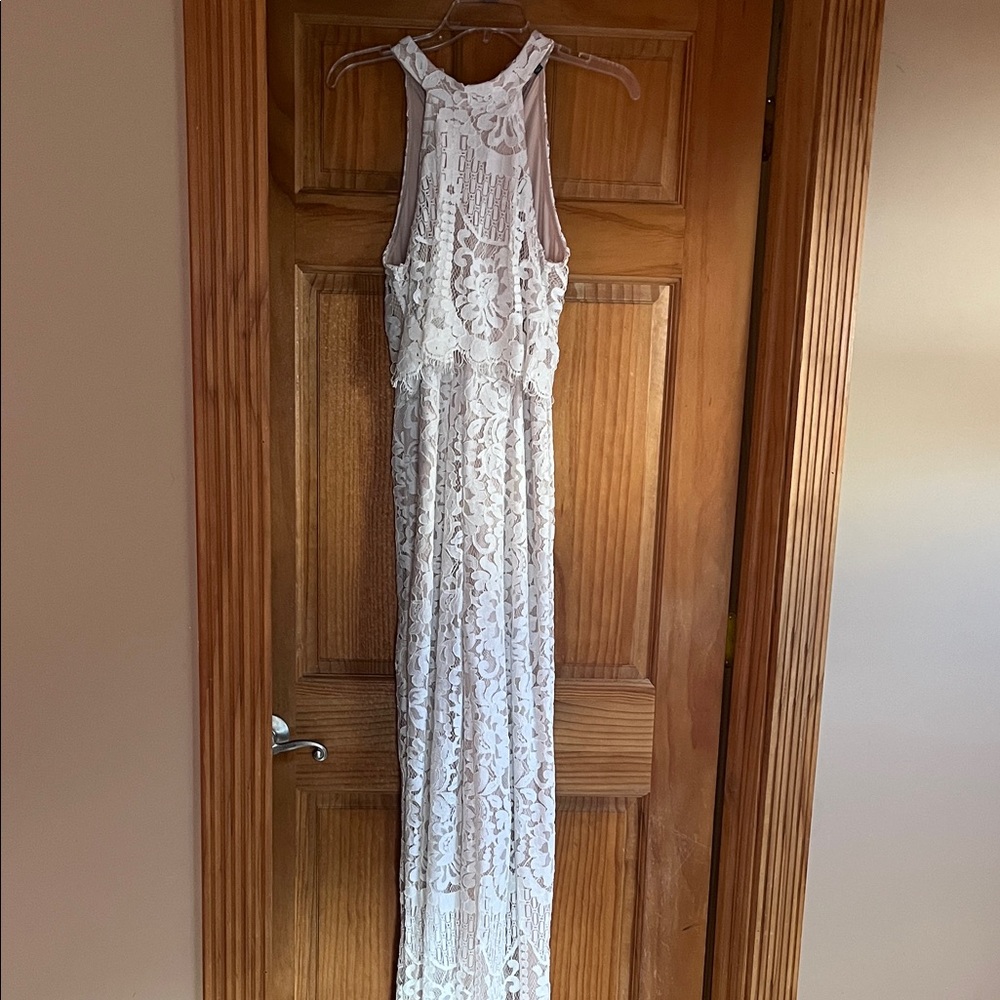 Elegant White Lace Maxi Dress
